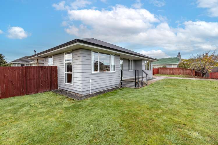 17 Portchester Street Aranui_12