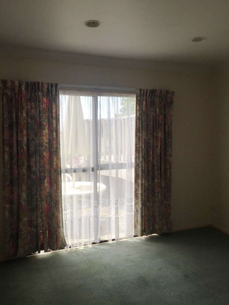 32a Kokiri Street Te Atatu South_10