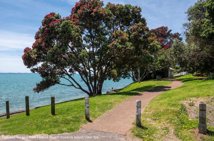 11 Island View Terrace Cockle Bay_35