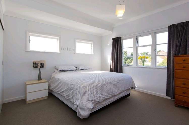 6 Apihai Street Orakei_13