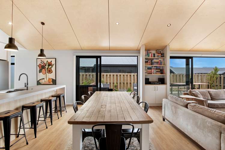 8 Linnburn Road Wanaka_6