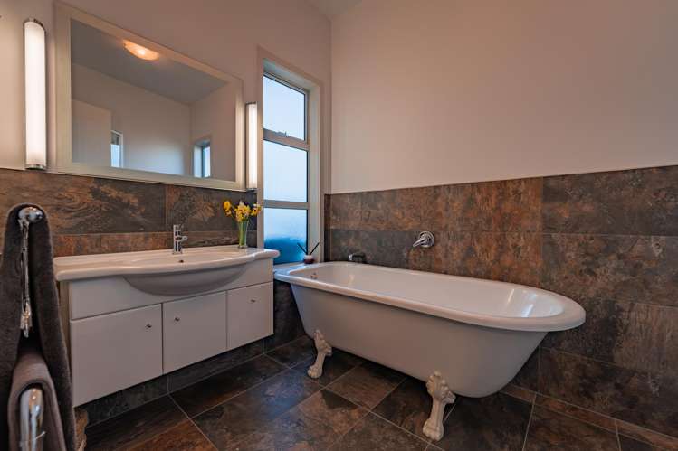 31 Rhoboro Road Twizel_15