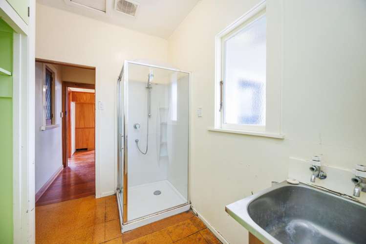 33 Kingswood Street Takaro_13