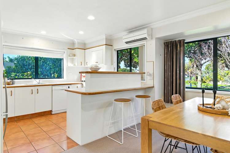 2 Cayman Key Papamoa_4