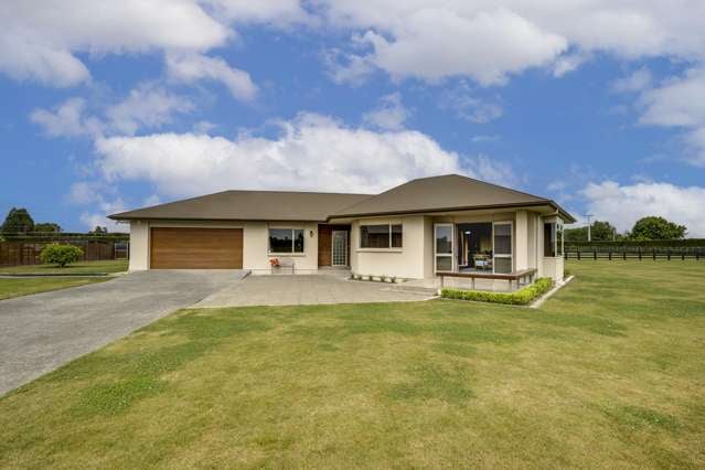 1316 Southland Road Longlands_3