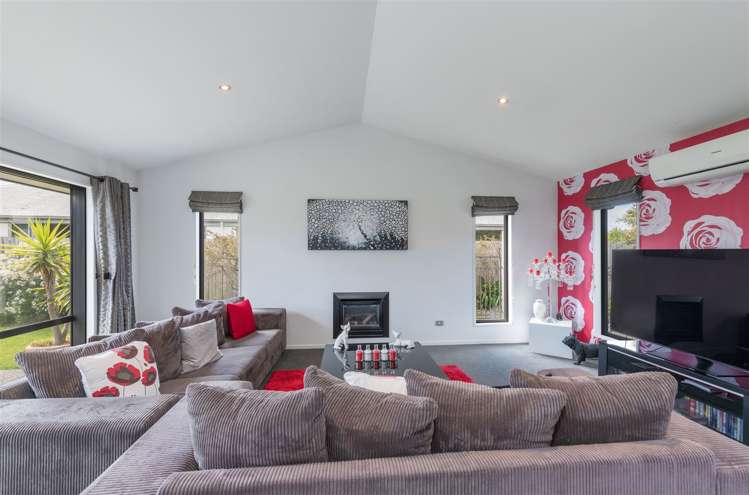 59 Covent Drive Stoke_10