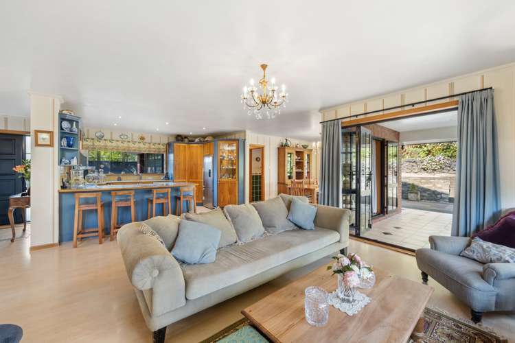 36 Oakwood Grove Eastern Beach_11