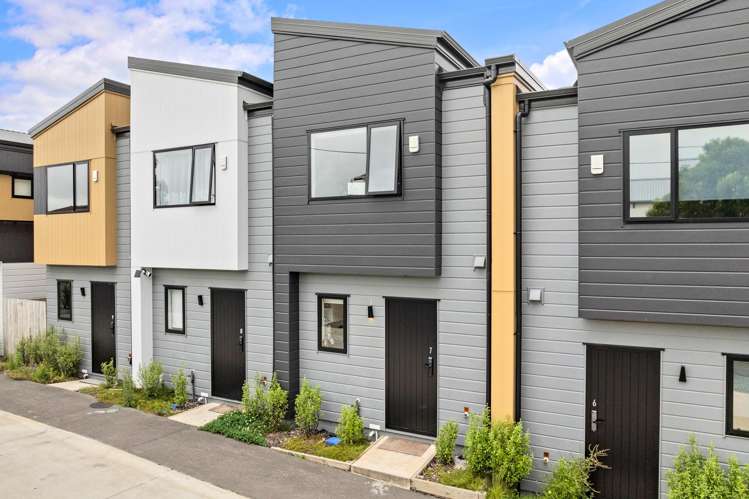 7/241 Don Buck Road Massey_15