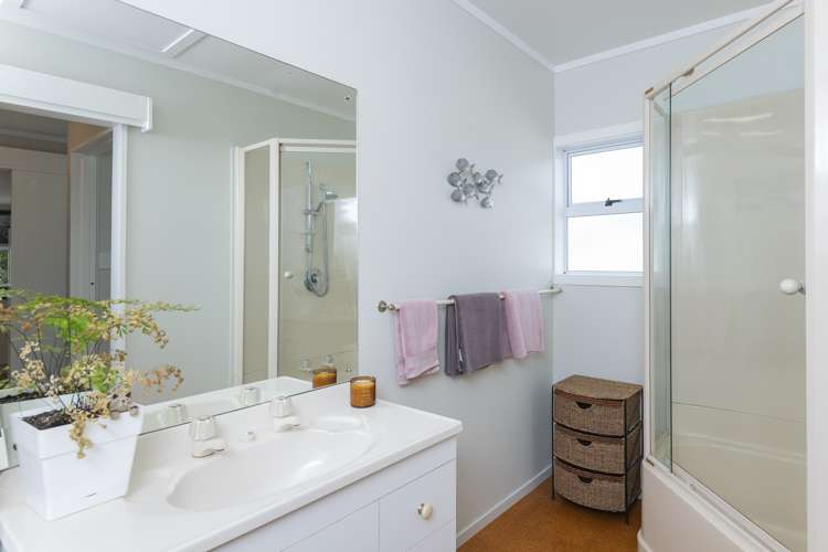 25 Desmond Road Te Hapara_12