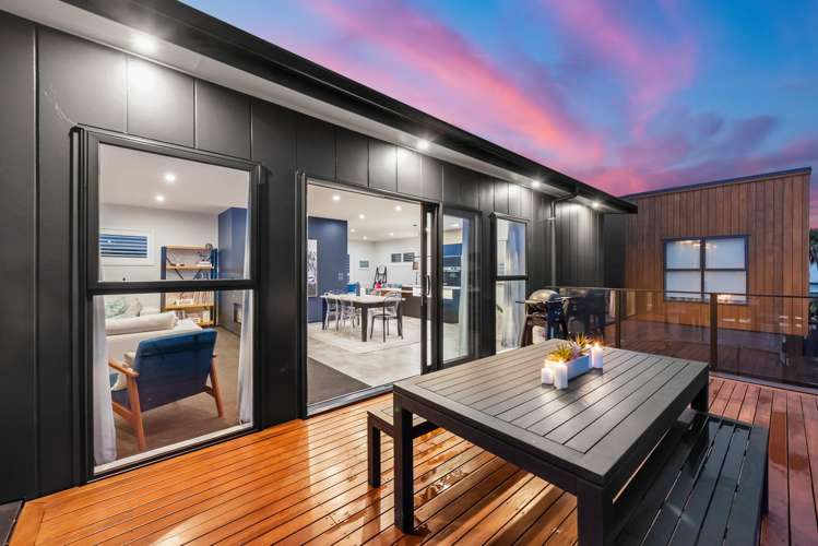 16 Cuba Street Petone_23