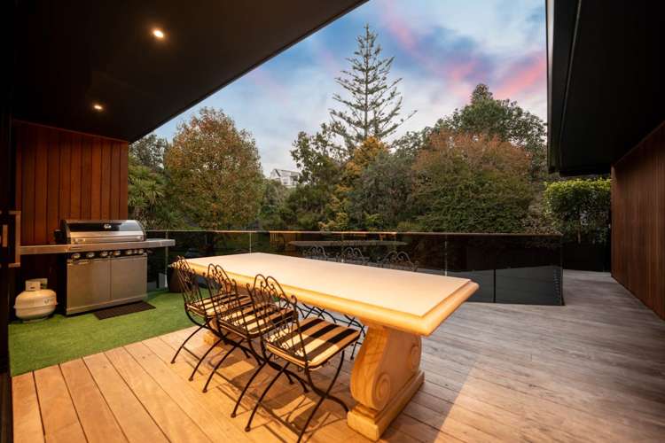 7 Hartles Place Mellons Bay_8