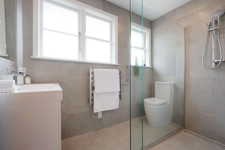 22 Courtenay Road Heretaunga_14