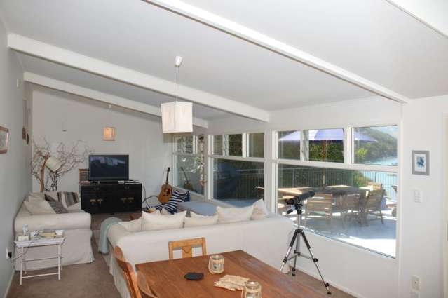 73 Tikao Bay Road Wainui_3