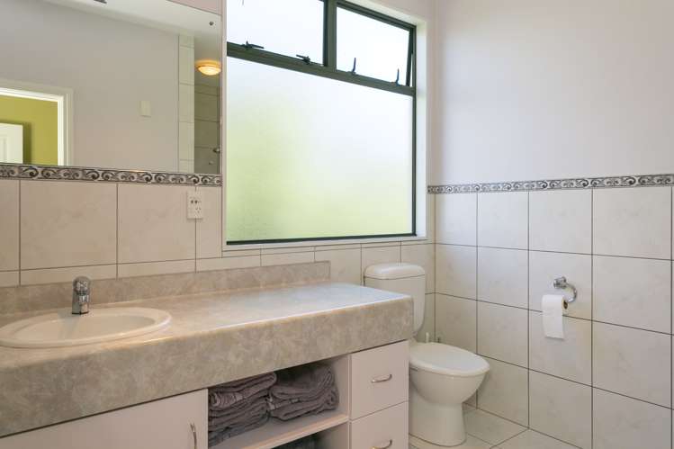 8 Hinerangi Place Kuratau_11