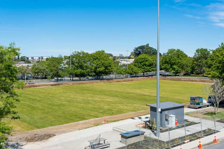 201/36a Greenslade Crescent Northcote_12