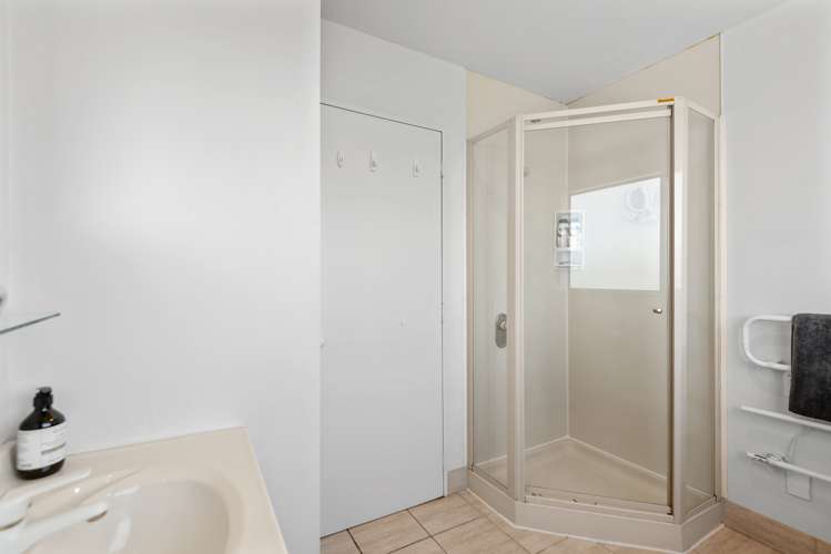 747 Ridgens Road Darfield_13