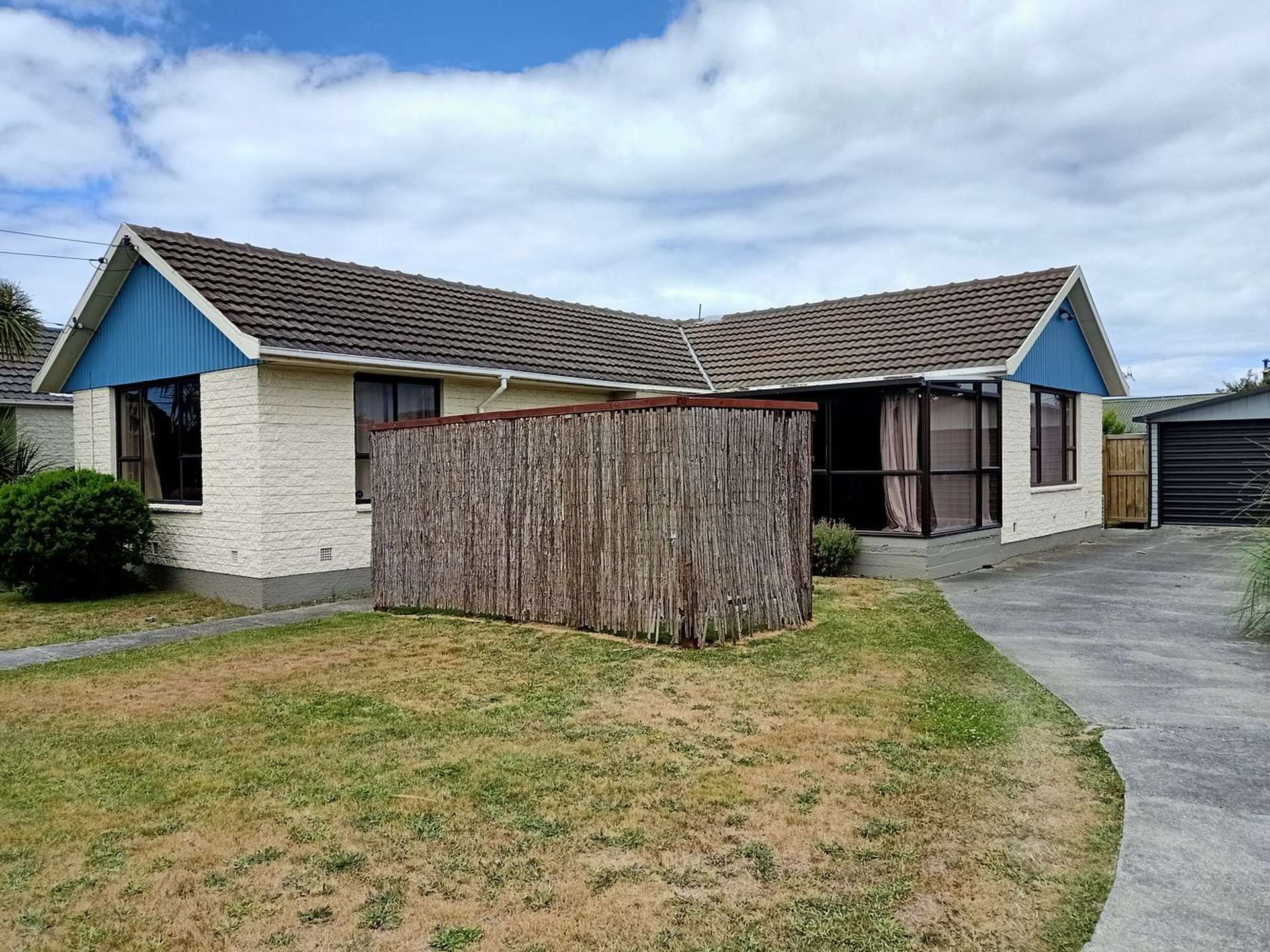 238 Shortland Street Aranui_0