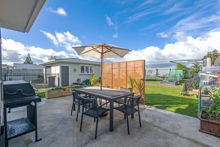 20 Somerset Crescent Highbury_14