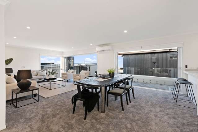 131 Churchill Road Rothesay Bay_1