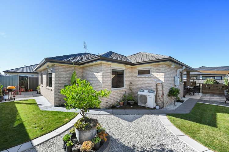 60 Stan Heather Drive Glenview_23