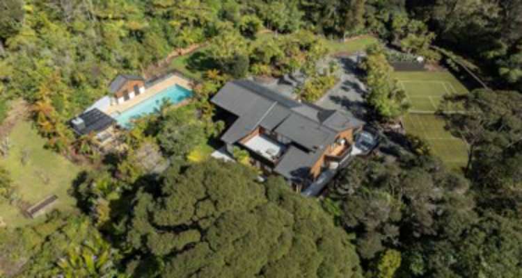 366g Huia Road_0