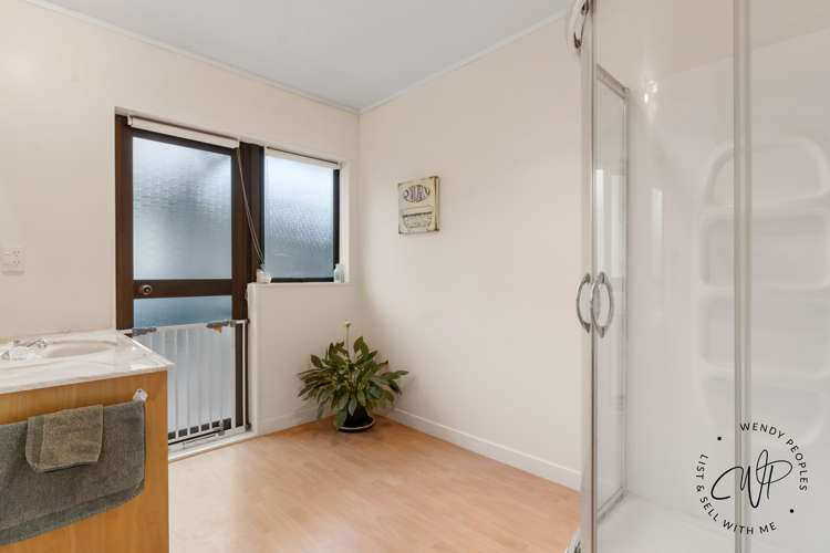 10/15 Don Street Papakura_11