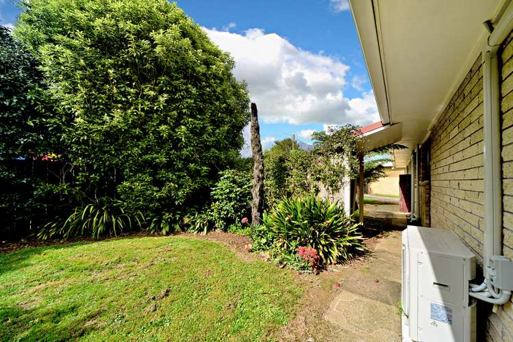 72 Yates Road Pukekohe_17