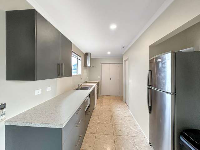 B/86 Fox Street 10541_3