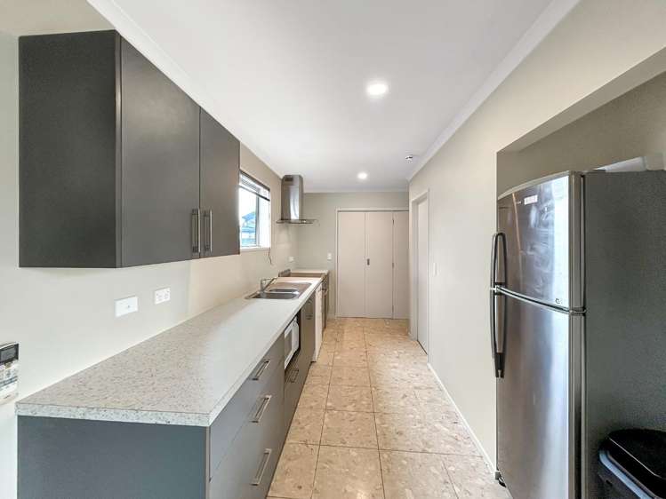 B/86 Fox Street 10541_3