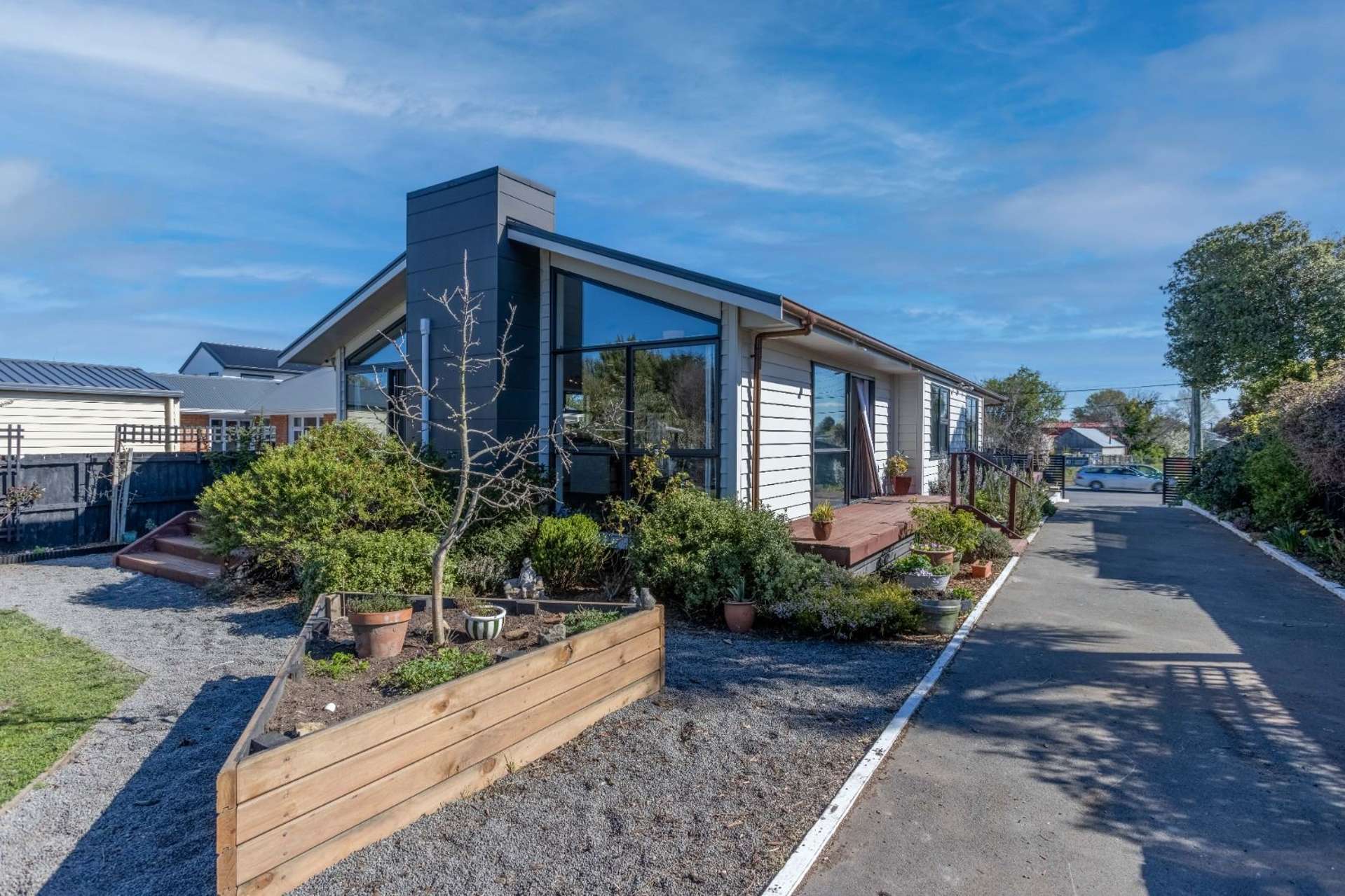 47 Cuffs Road Wainoni_0