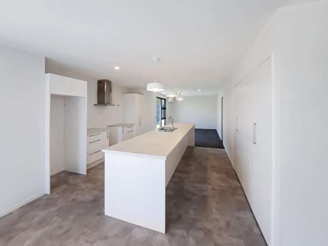 10 Kura Lane Aranui_1
