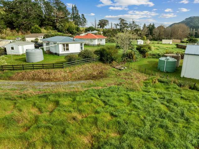 8 Teachers Road Broadwood_4