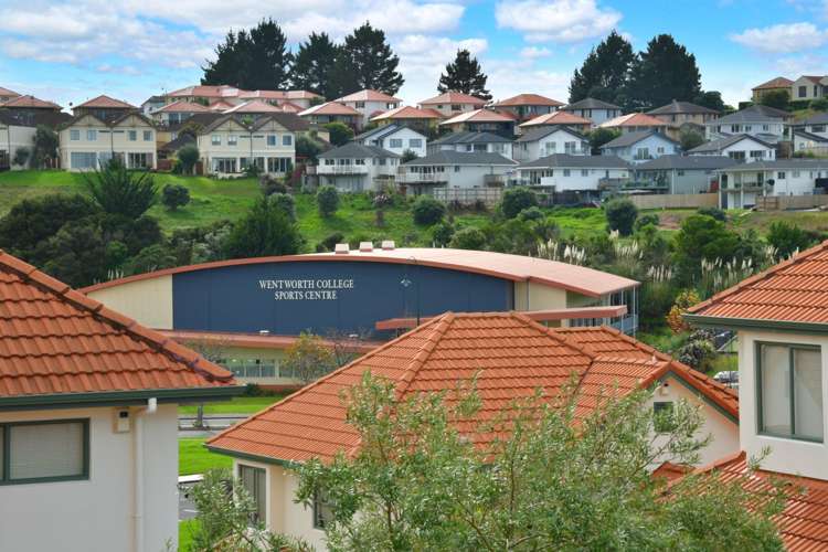 9 Parkwood Crescent Gulf Harbour_11