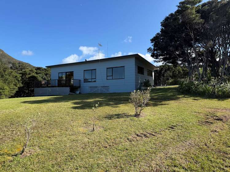 4,6,8 Iona Road Great Barrier Island_21
