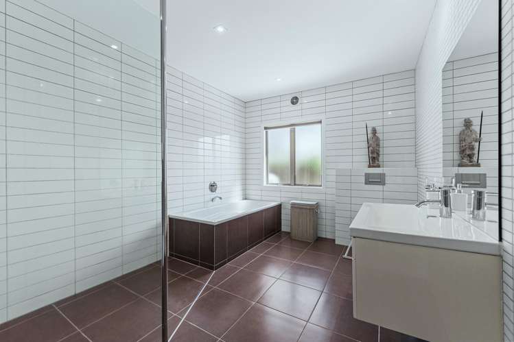 8 Kawai Rise Te Atatu Peninsula_22