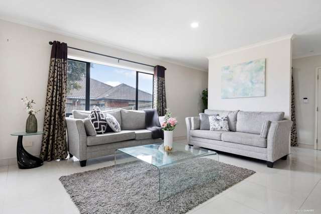 33 Newbliss Crescent East Tamaki Heights_1