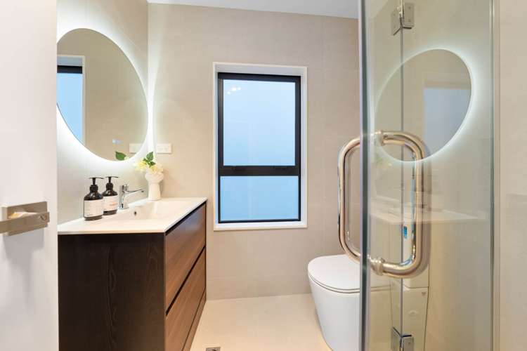 6/12 Ryburn Road Mt Wellington_13