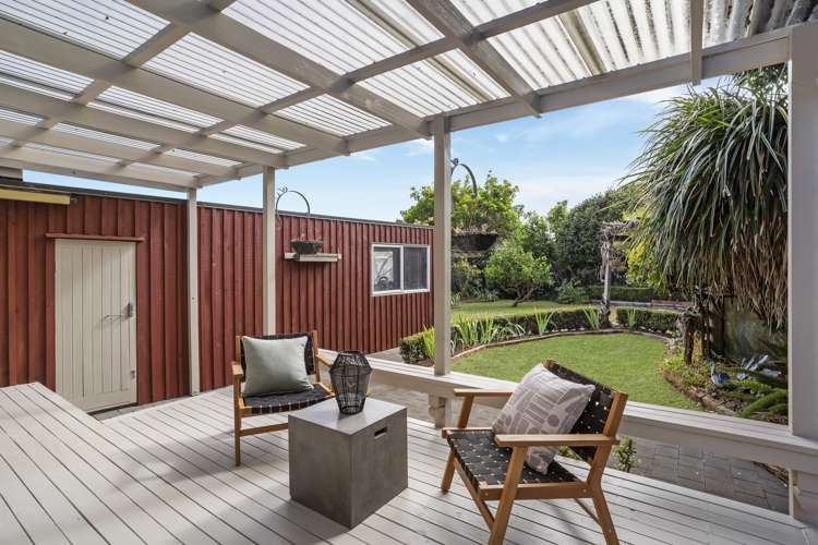 10 Hellyers Street Birkdale_13