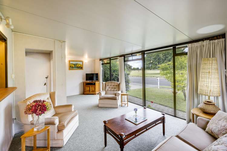 110 Freyberg Avenue_4