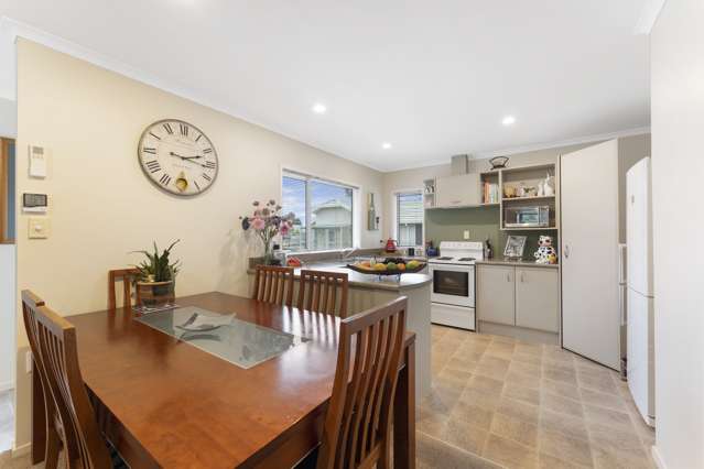 3 Foxtail Fern Kelvin Grove_1