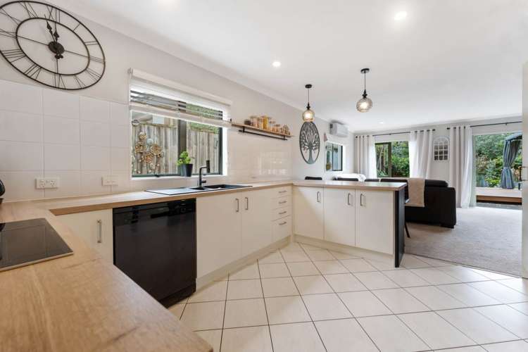 67 Clea View Gulf Harbour_11