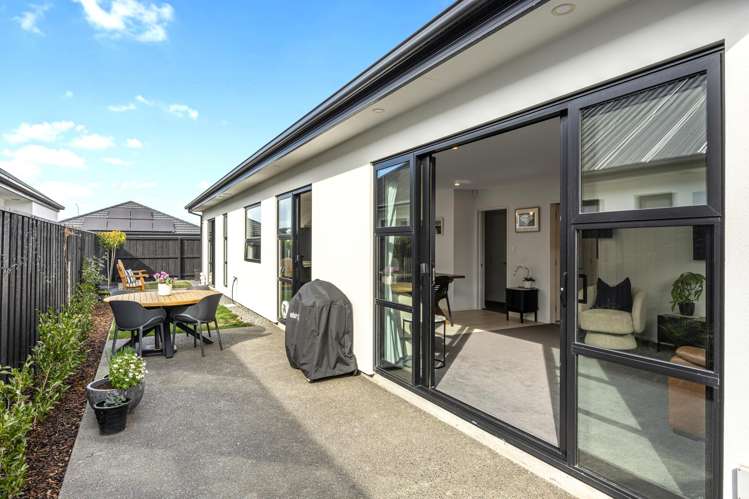 60 Quinn Crescent Woodend_15