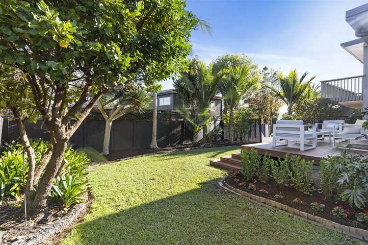 10 Sanctuary Point Sunnyhills_19