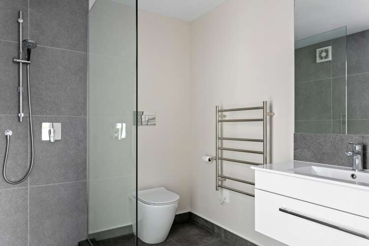 17 Beach Cove Wainui_17