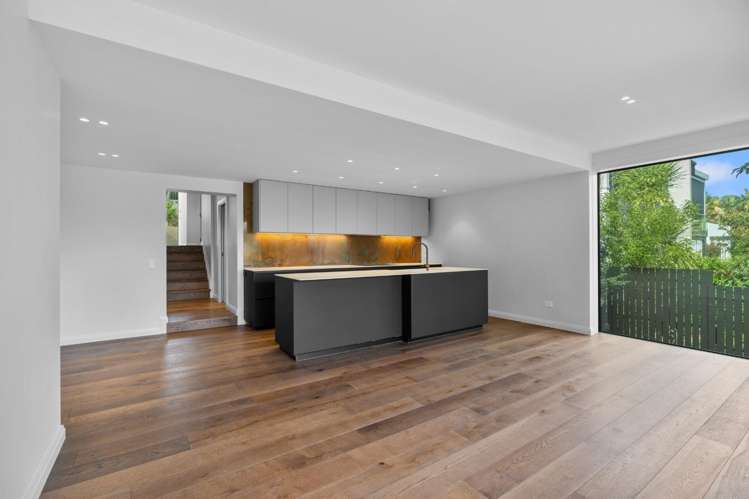 3B Rota Place 1761_1