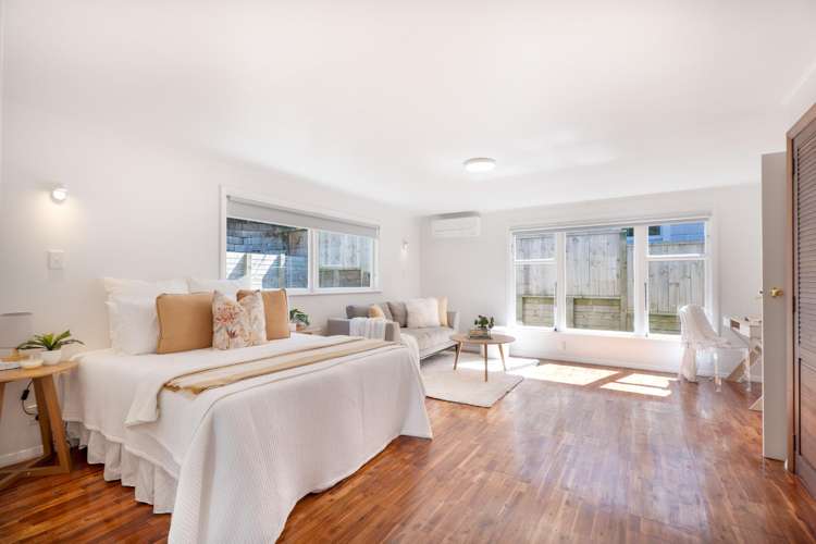 64 Helston Road Paparangi_12