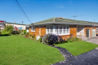 1/4 Russell Road_1