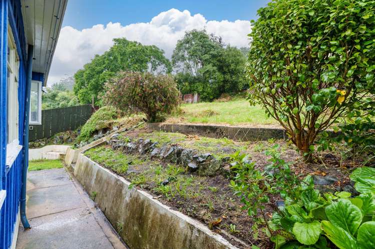 6 Thomson Street Lookout Point_13