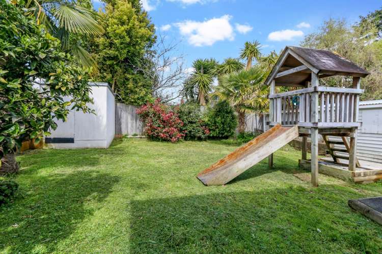 4 Fairdene Avenue Henderson_10