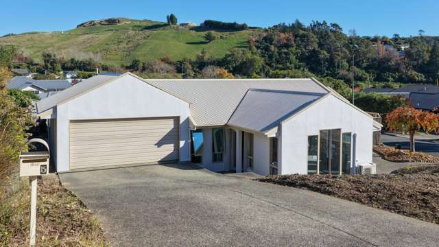 Warm, Bright & Easy Living in Bishopdale